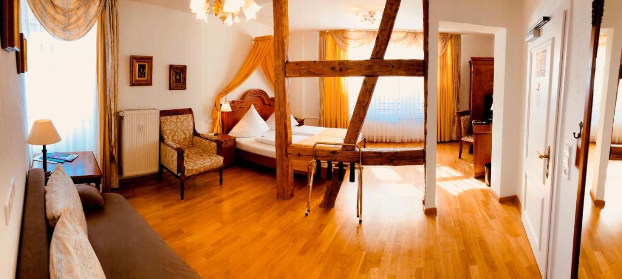 Rathausglockel Hotel